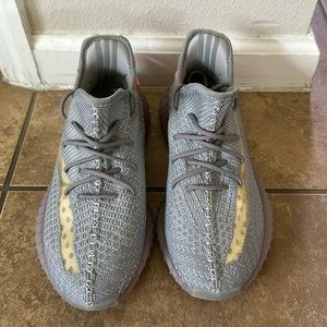 Yeezy 350 v2 Trfrm reps